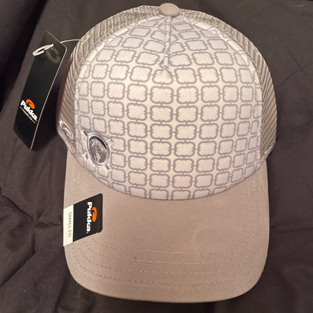 Gray trucker Boeing classic hat